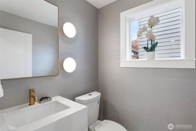 8003 25th Avenue NW, Seattle, WA 98117 - Photo 15