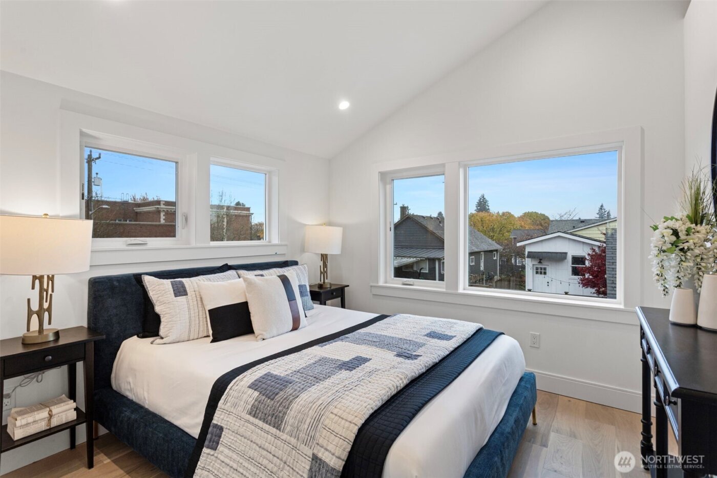 8003 25th Avenue NW, Seattle, WA 98117