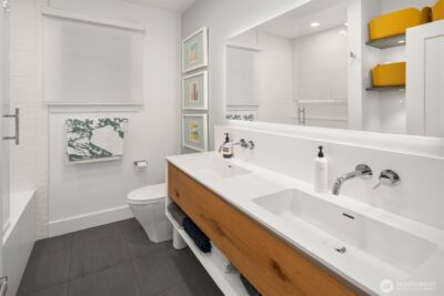 107 23rd Avenue #A, Seattle, WA 98122 - Photo 15