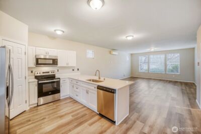 2115 182nd Street E, Spanaway, WA 98387 - Photo 8