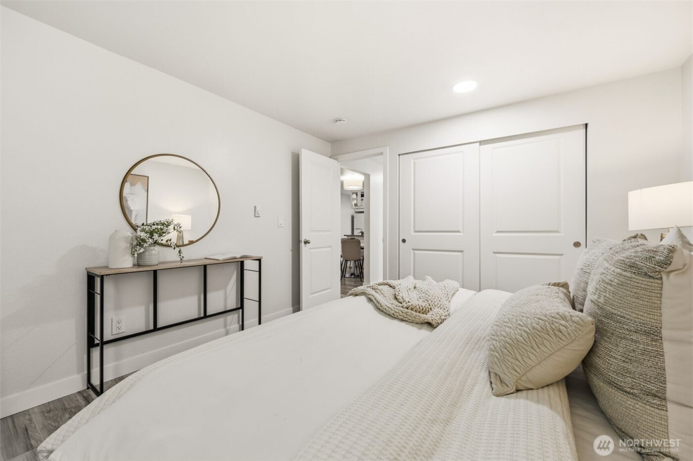 14222 NE 181st Place #N101, Woodinville, WA 98072