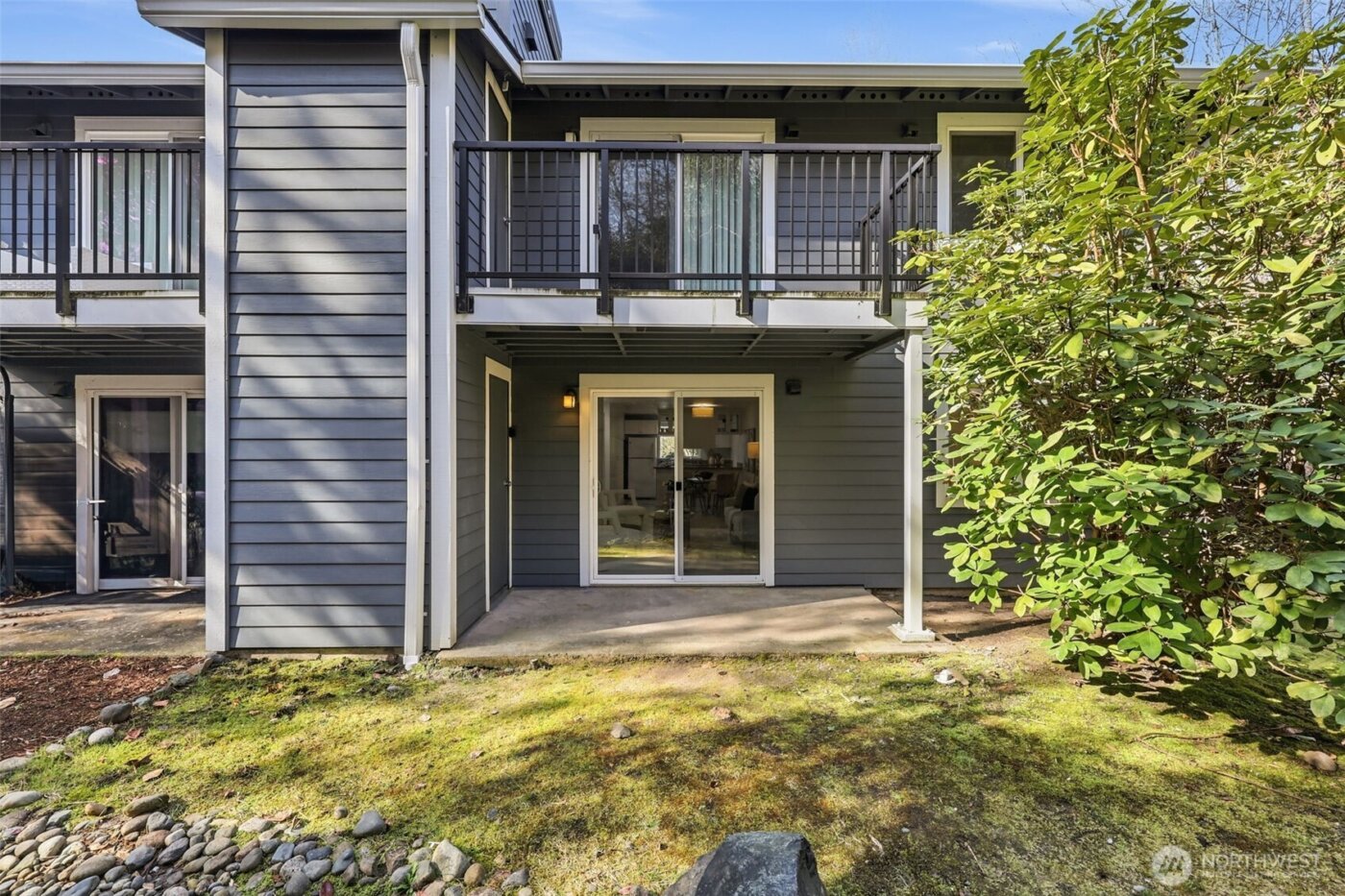 14222 NE 181st Place #N101, Woodinville, WA 98072