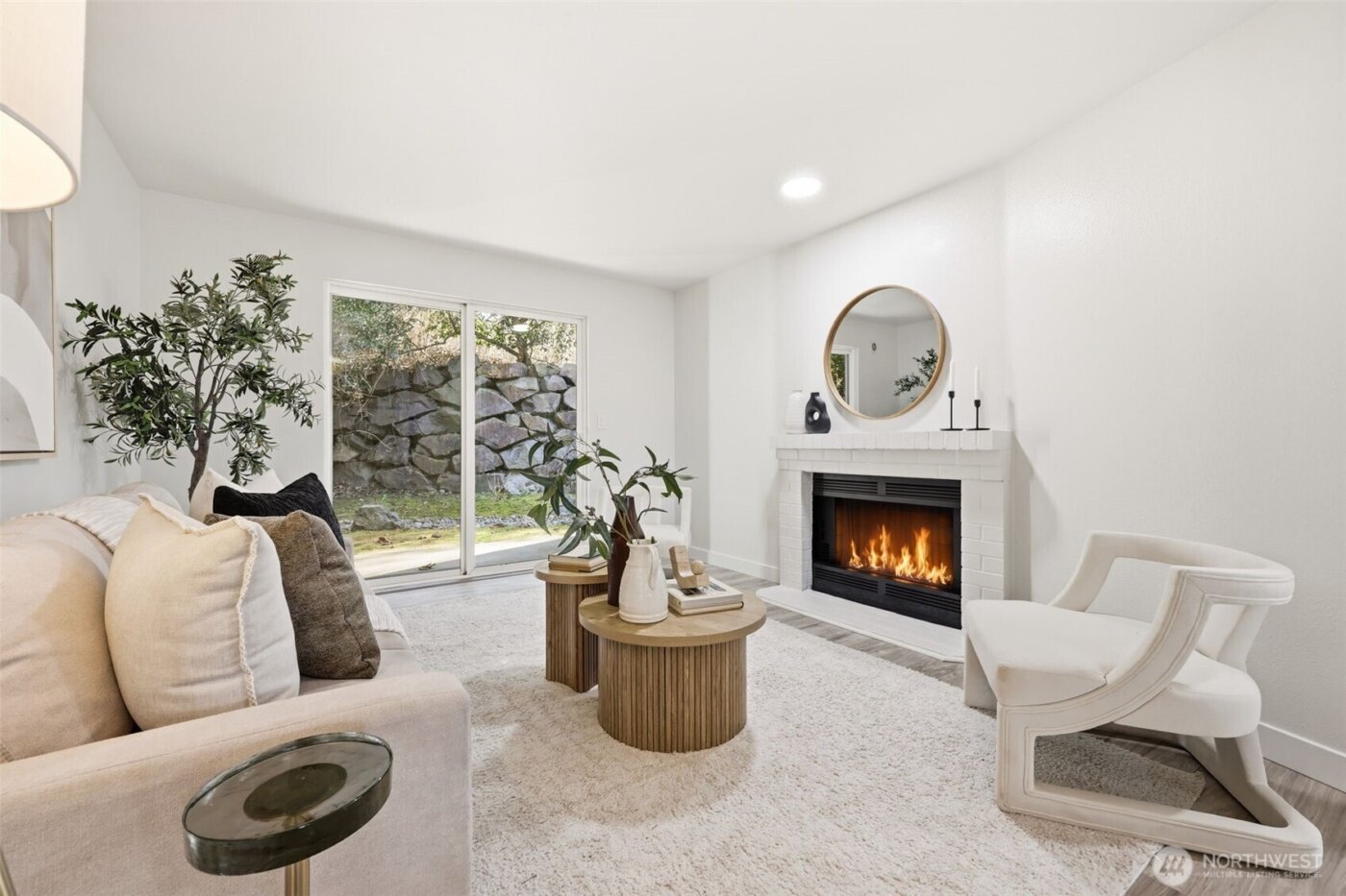 14222 NE 181st Place #N101, Woodinville, WA 98072