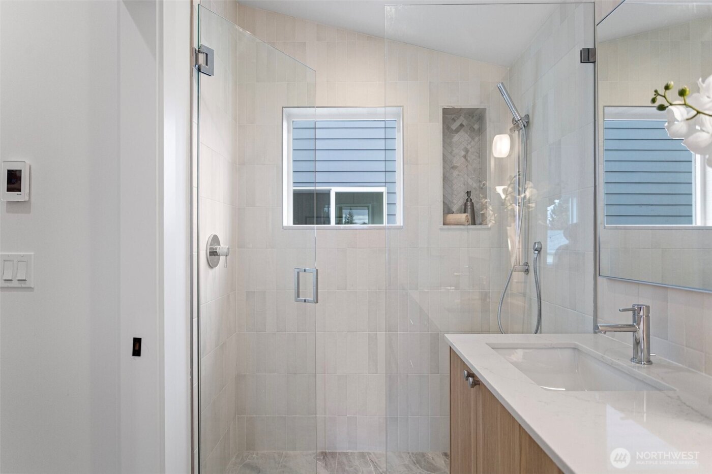 2510 NW 80th Street , Seattle, WA 98117