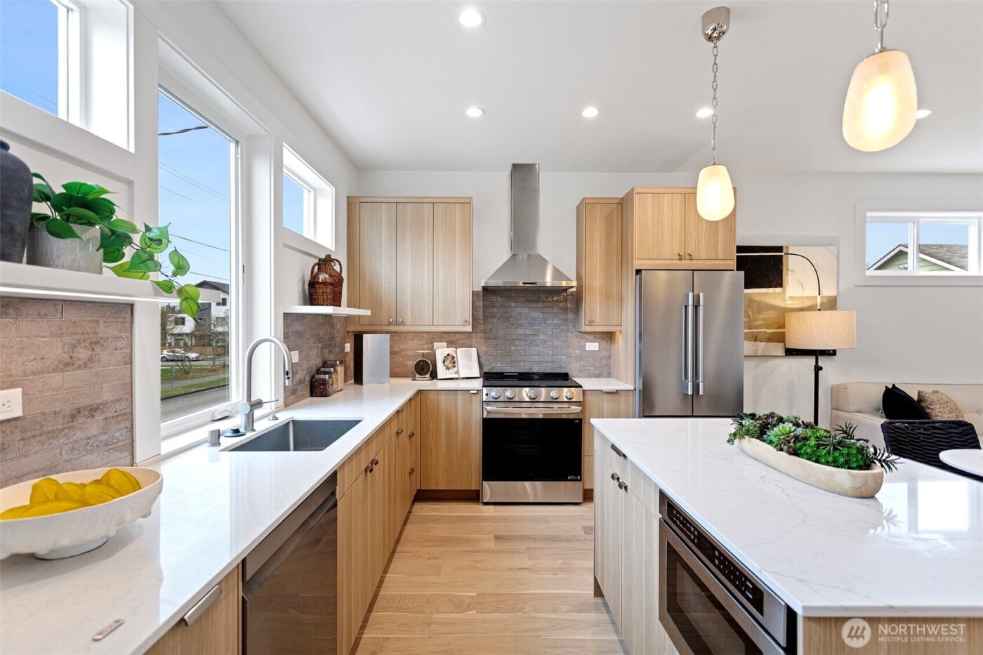 2510 NW 80th Street , Seattle, WA 98117