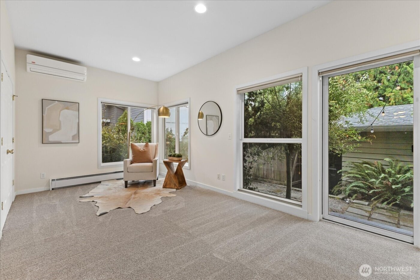 221 8th Avenue W, Kirkland, WA 98033