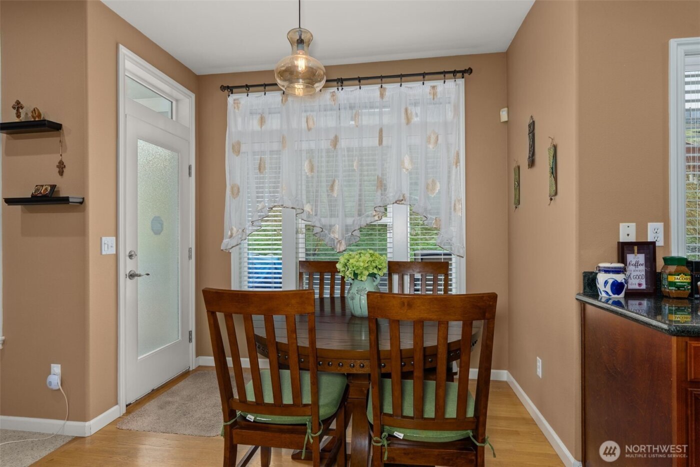 9245 SE Piperhill Drive , Olympia, WA 98513