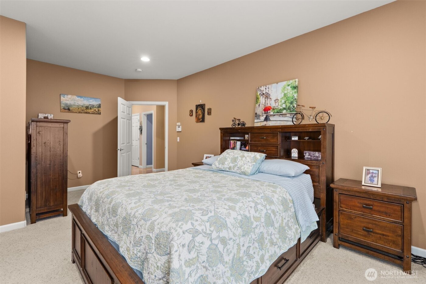 9245 SE Piperhill Drive , Olympia, WA 98513