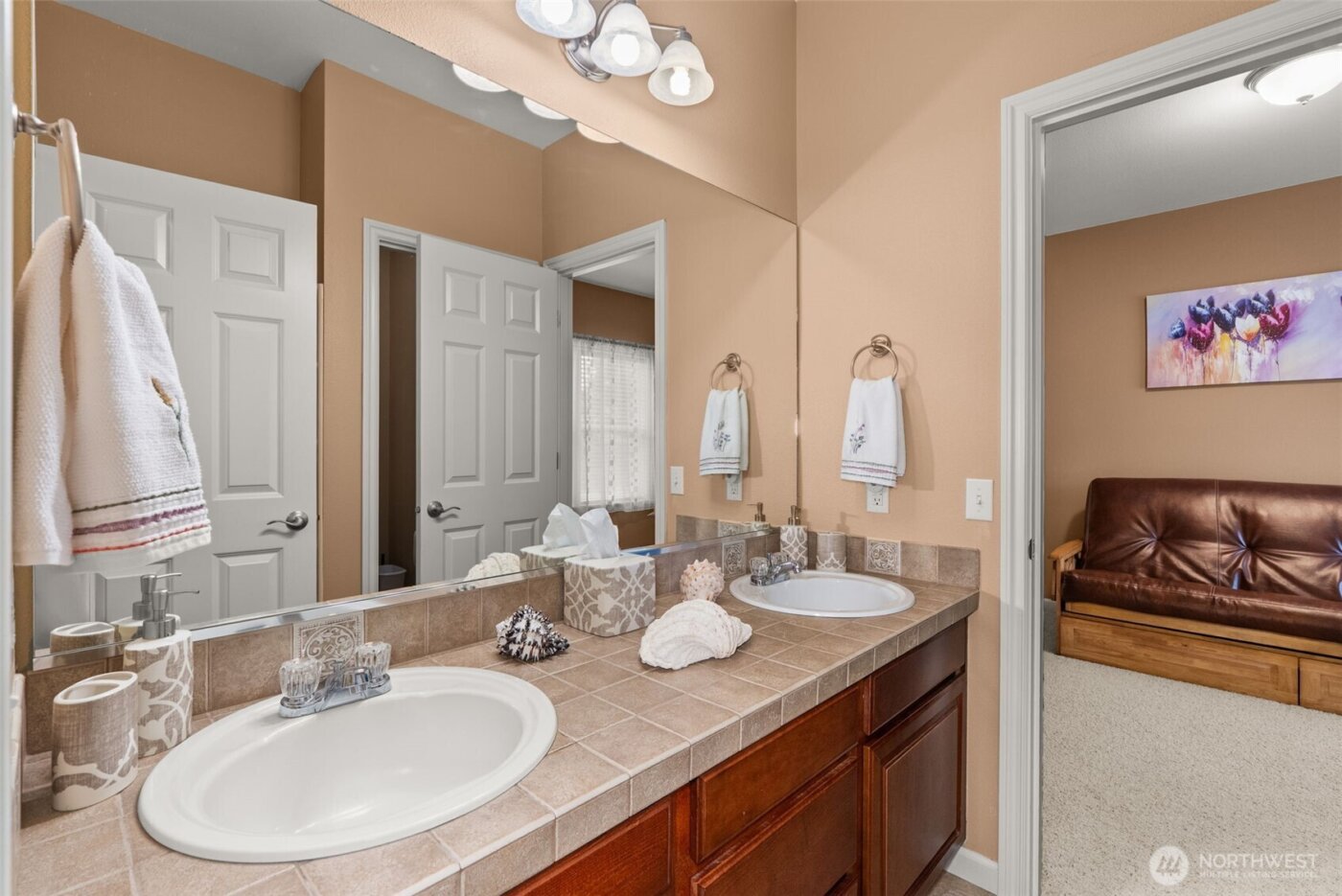 9245 SE Piperhill Drive , Olympia, WA 98513