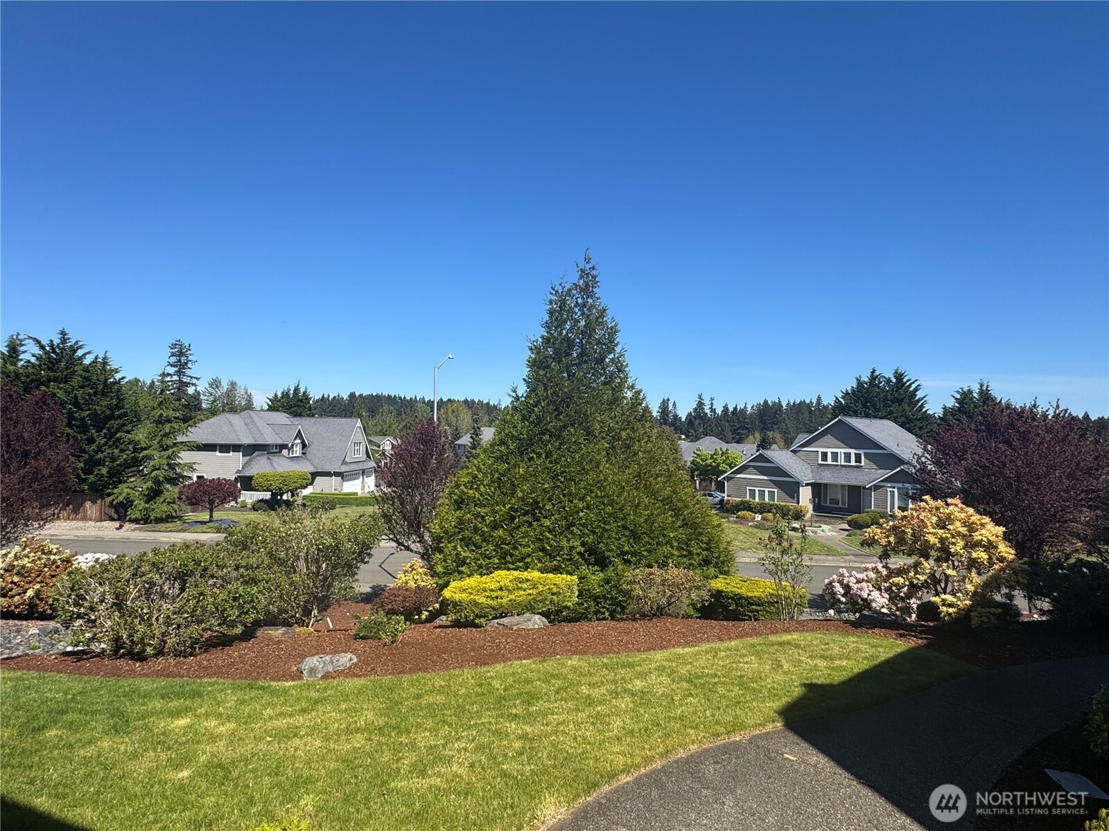 9245 SE Piperhill Drive , Olympia, WA 98513