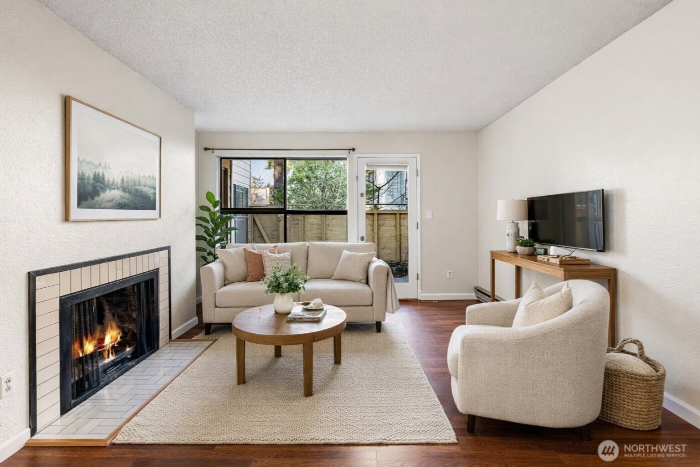 2520 S 317th Street #103, Federal Way, WA 98003