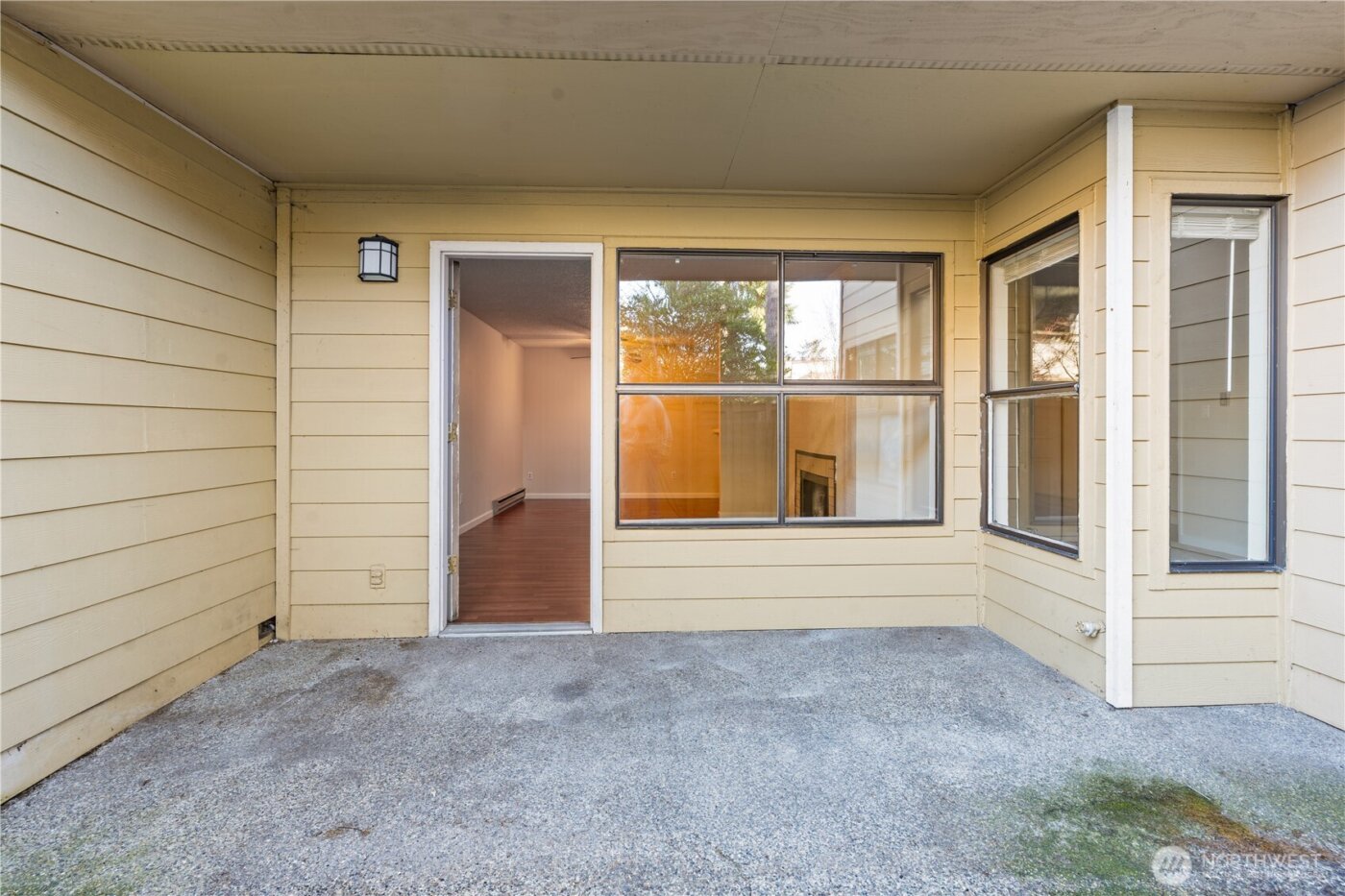 2520 S 317th Street #103, Federal Way, WA 98003