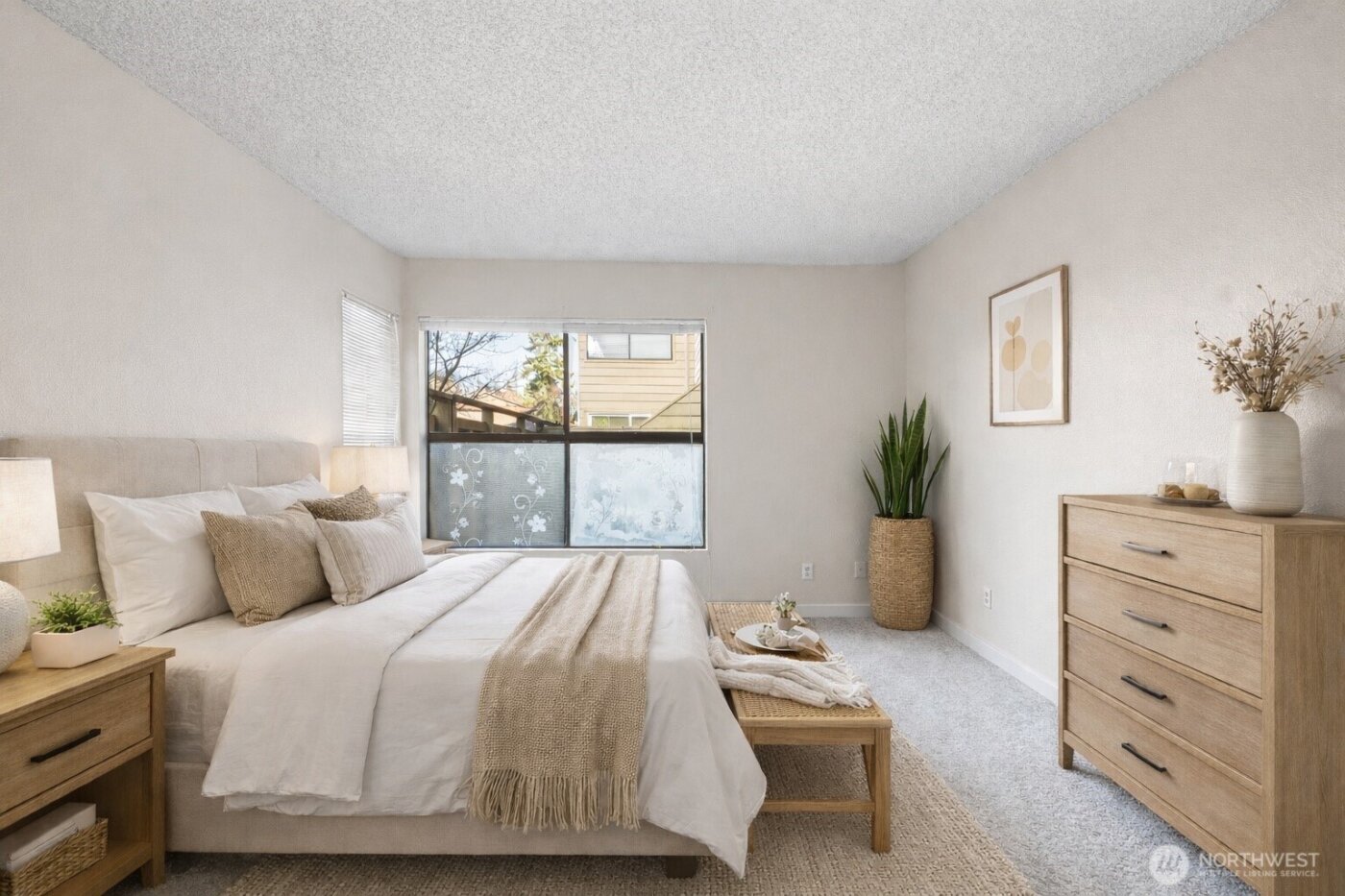 2520 S 317th Street #103, Federal Way, WA 98003