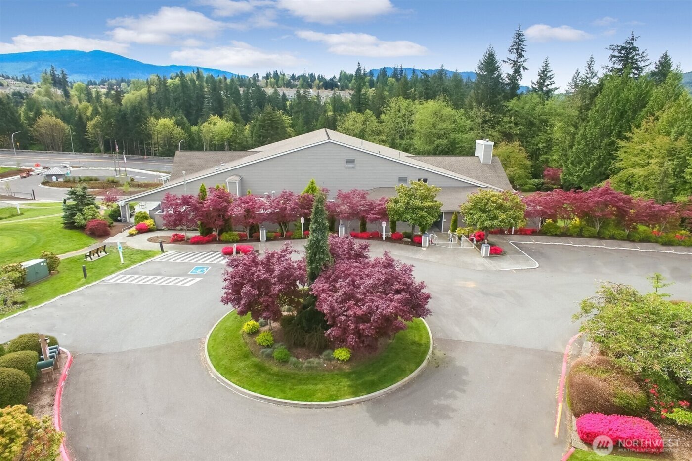 4535 Providence Point Place SE #205, Issaquah, WA 98029-6816