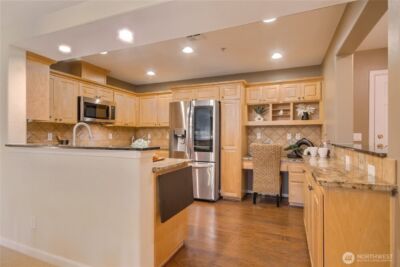 4535 Providence Point Place SE #205, Issaquah, WA 98029-6816 - Photo 9