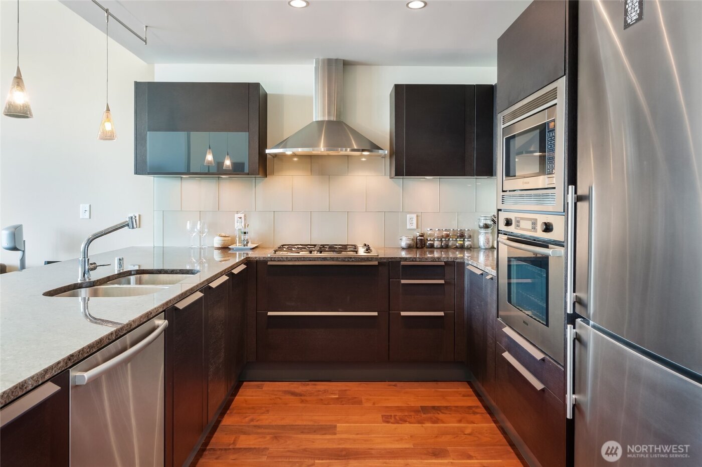 737 Olive Way #2703, Seattle, WA 98101