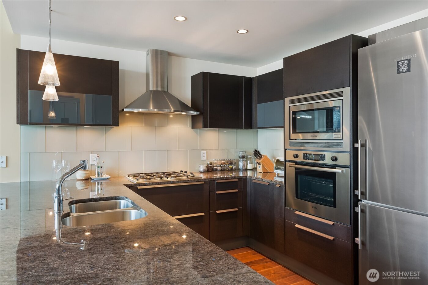 737 Olive Way #2703, Seattle, WA 98101