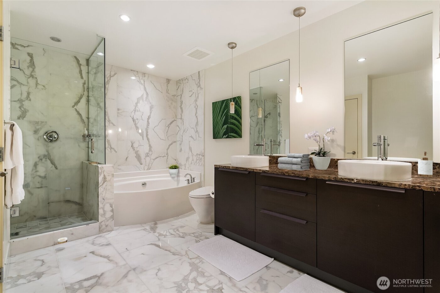 737 Olive Way #2703, Seattle, WA 98101