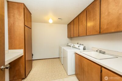 1325 E Lauridsen Boulevard , Port Angeles, WA 98362 - Photo 34