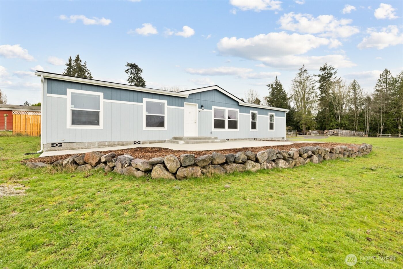 591 N Lees Creek , Port Angeles, WA 98362