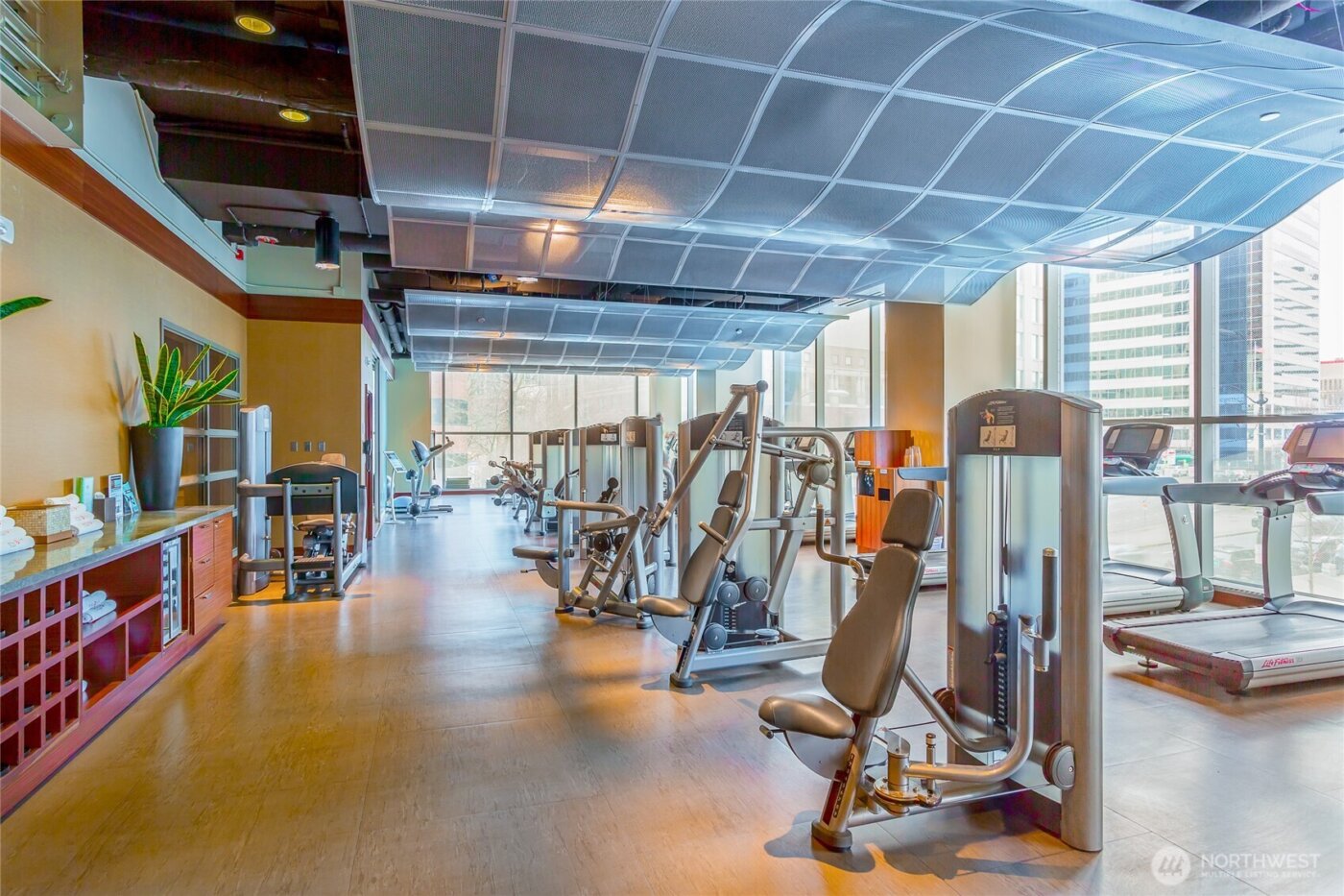 737 Olive Way #2706, Seattle, WA 98101