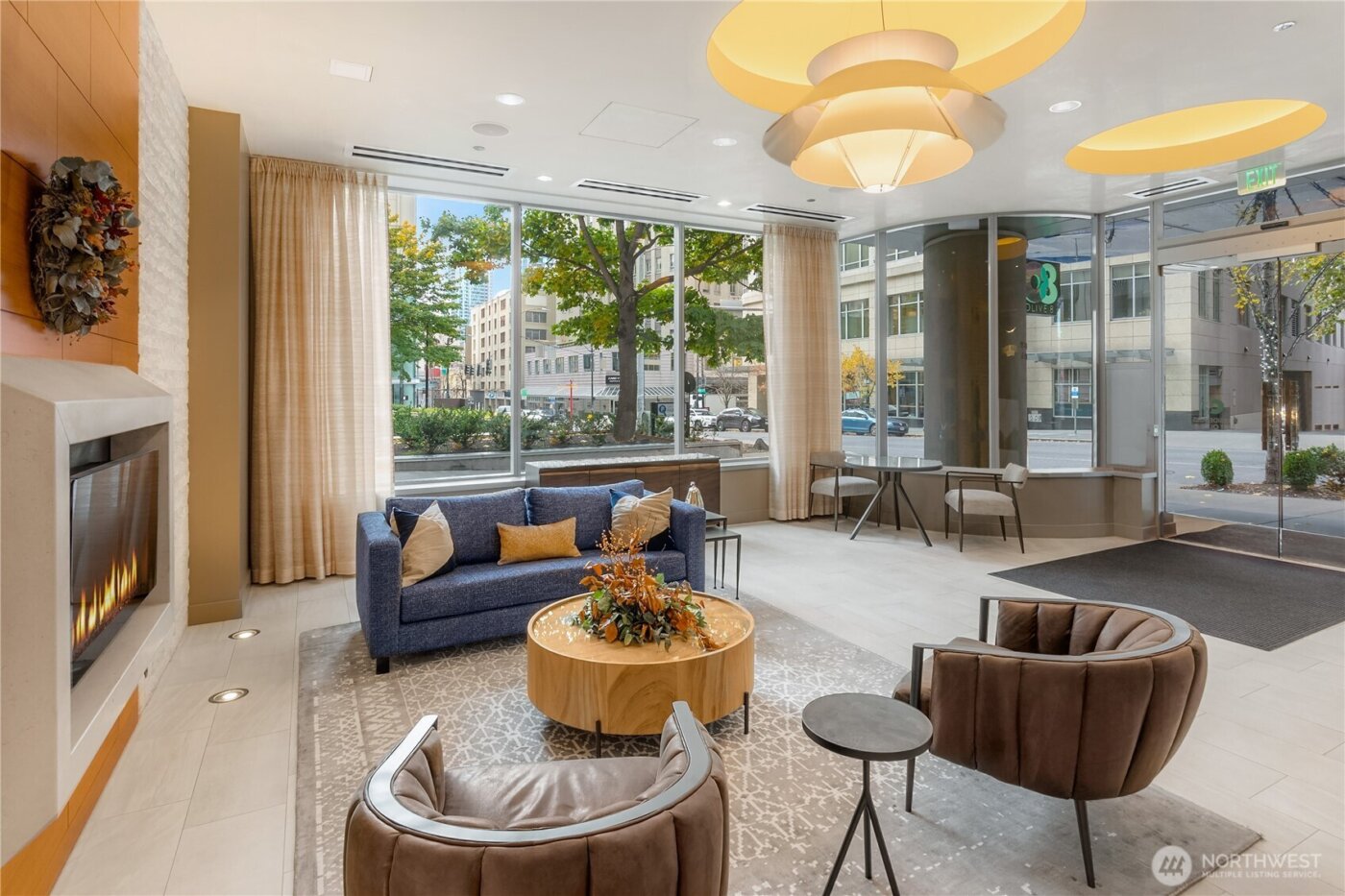 737 Olive Way #2706, Seattle, WA 98101