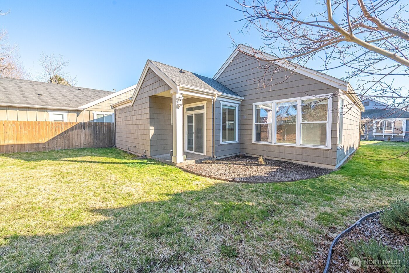 800 SE Parkside Place , College Place, WA 99324