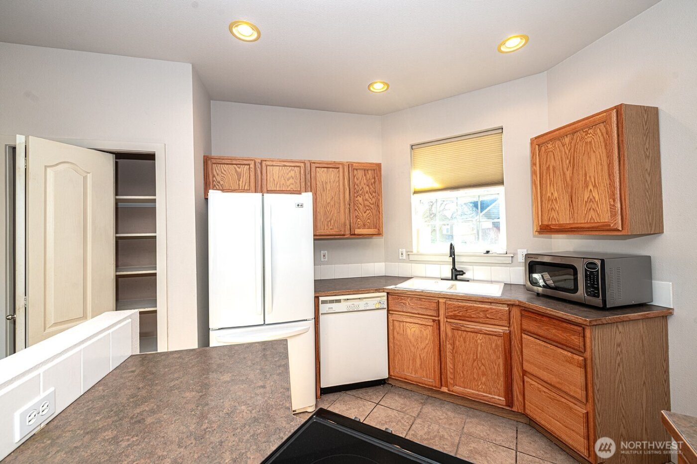 800 SE Parkside Place , College Place, WA 99324