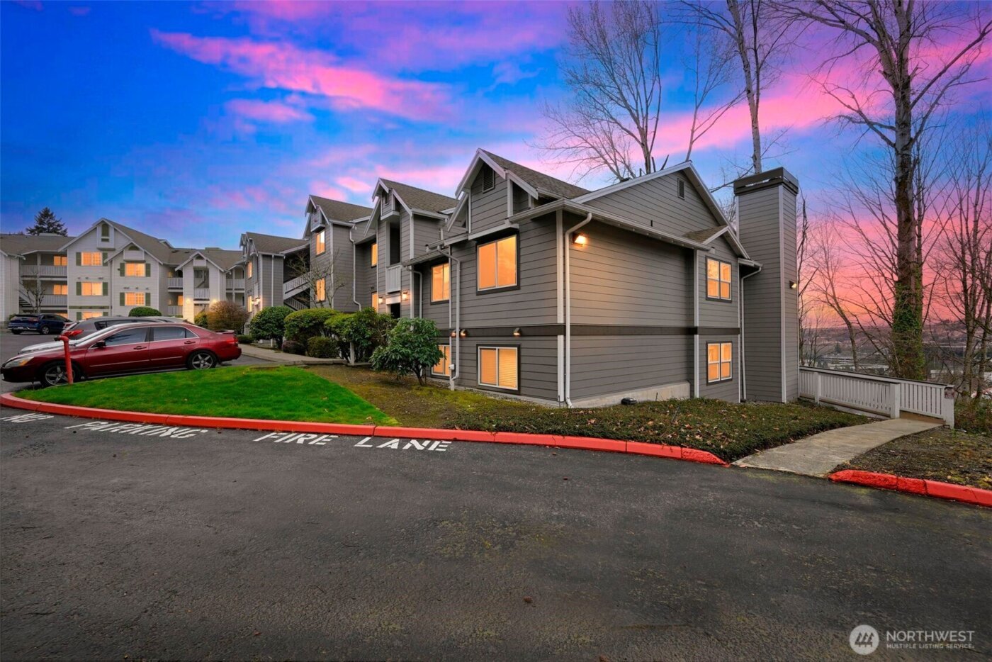 901 Sunset Boulevard NE #D215, Renton, WA 98056