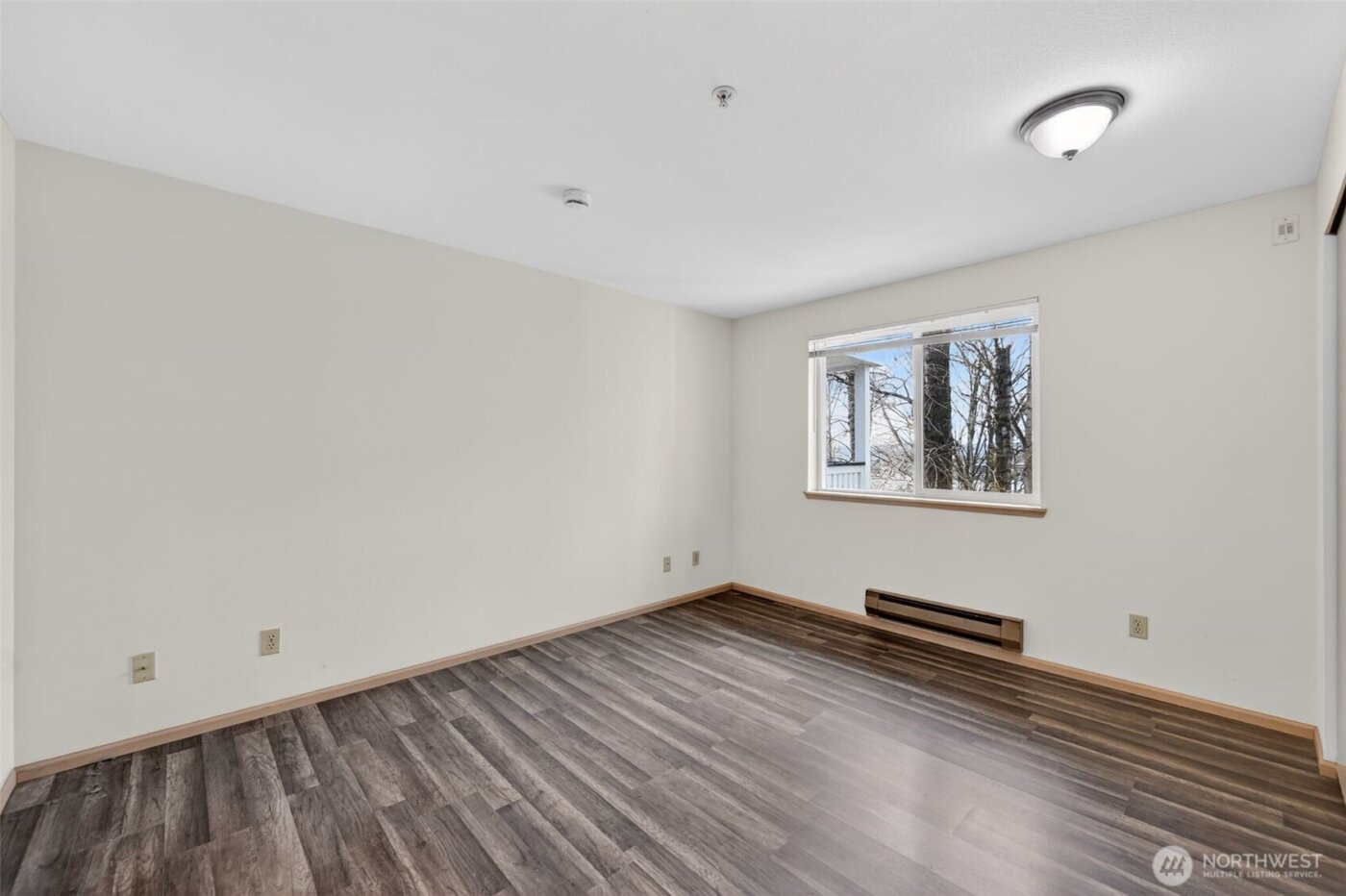 901 Sunset Boulevard NE #D215, Renton, WA 98056