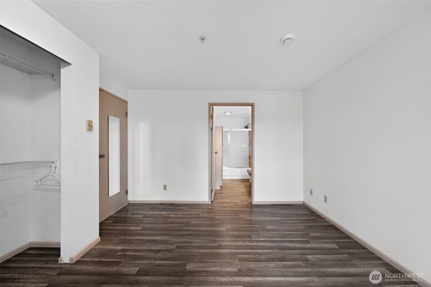 901 Sunset Boulevard NE #D215, Renton, WA 98056