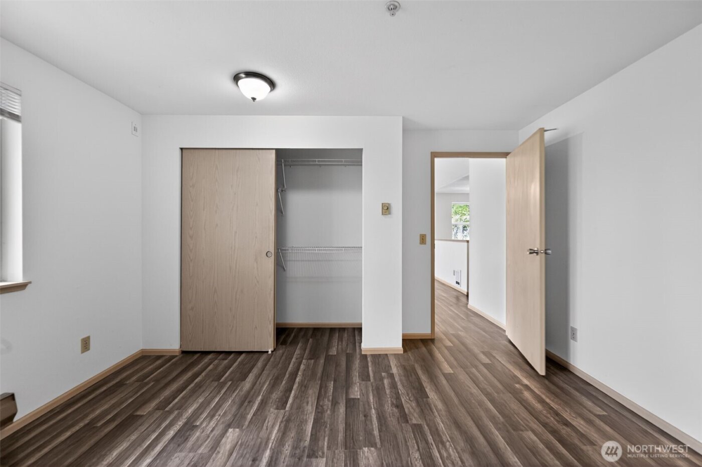 901 Sunset Boulevard NE #D215, Renton, WA 98056