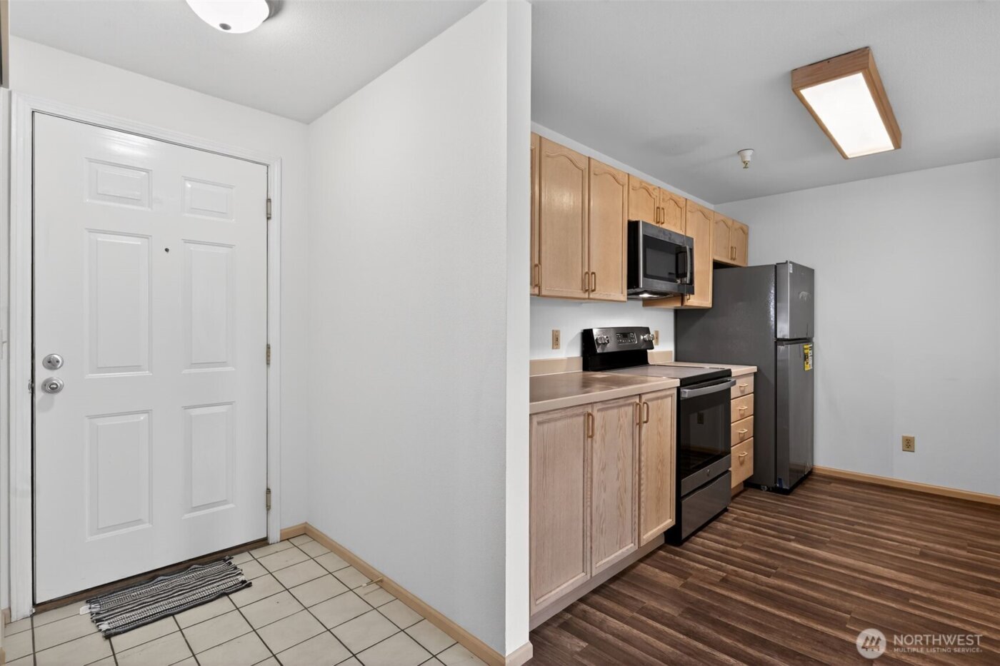 901 Sunset Boulevard NE #D215, Renton, WA 98056