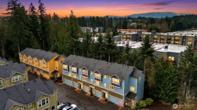 23000 NE 8th Street #C3, Sammamish, WA 98074