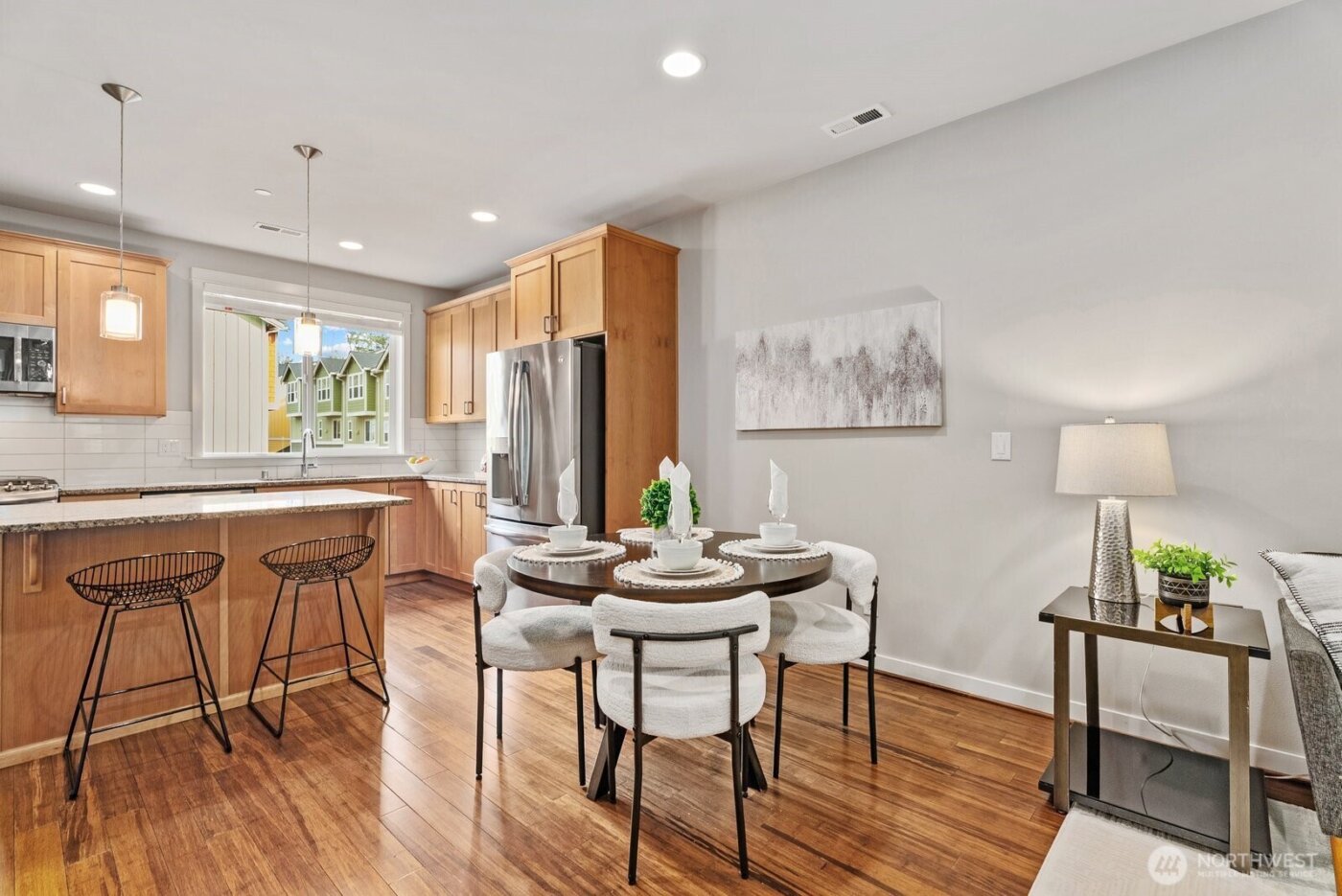 23000 NE 8th Street #C3, Sammamish, WA 98074