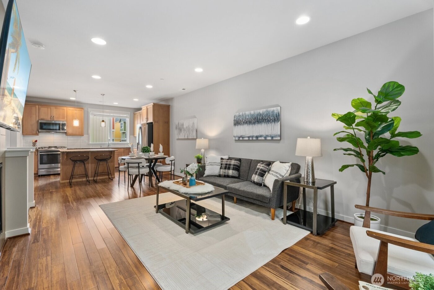 23000 NE 8th Street #C3, Sammamish, WA 98074