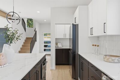 10702 Linden Avenue N, Seattle, WA 98133 - Photo 10