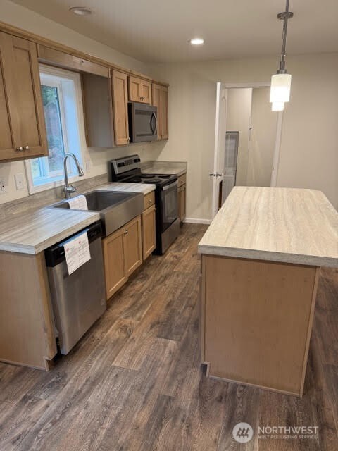 150 E Willopa Road , Shelton, WA 98584