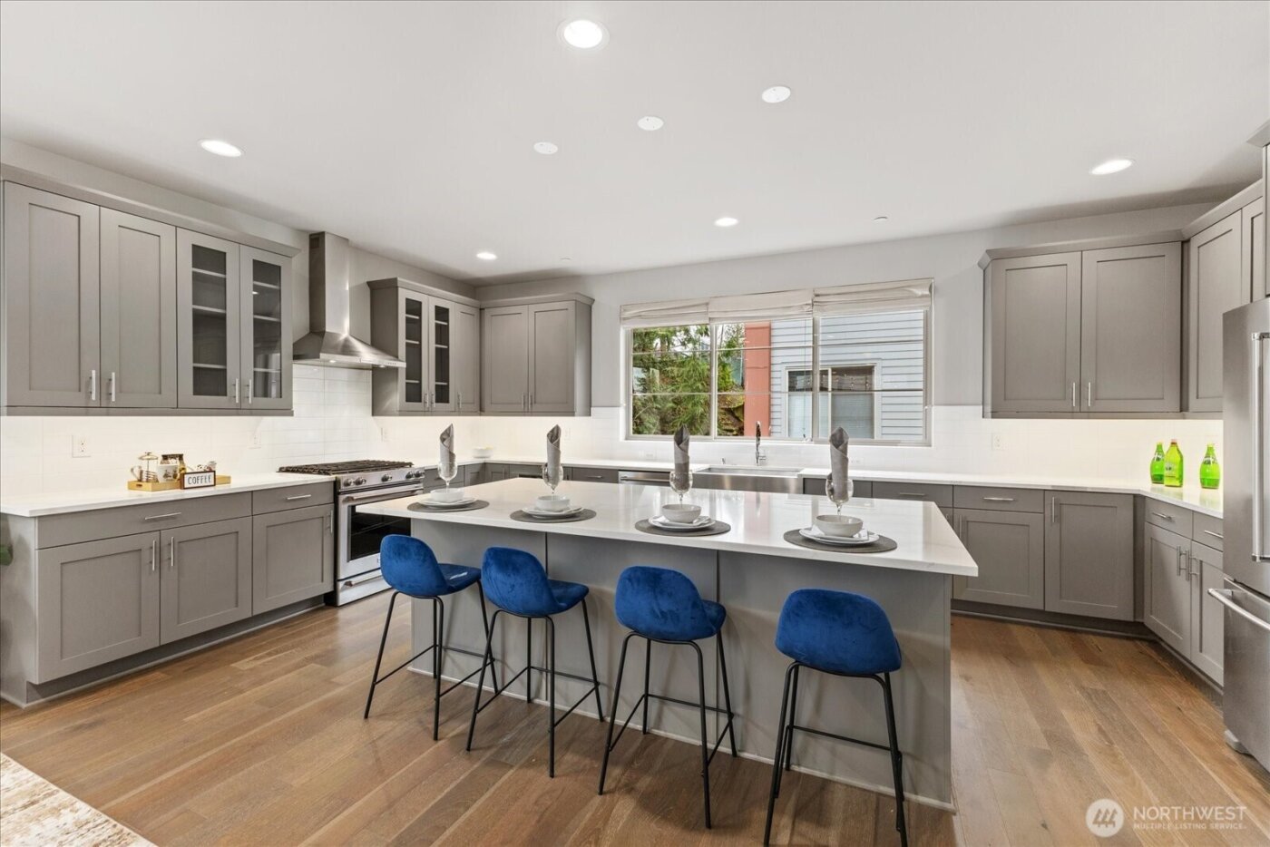 11522 117th Lane NE #4, Kirkland, WA 98034