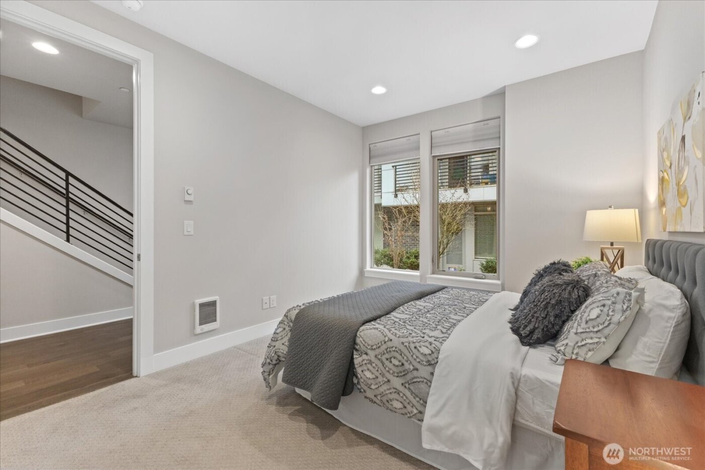 11522 117th Lane NE #4, Kirkland, WA 98034