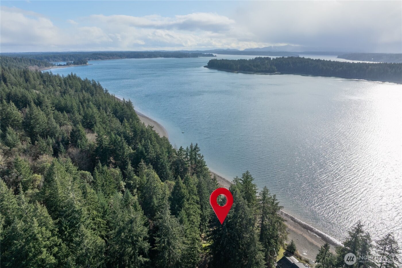820 E Burgundy Road , Shelton, WA 98584