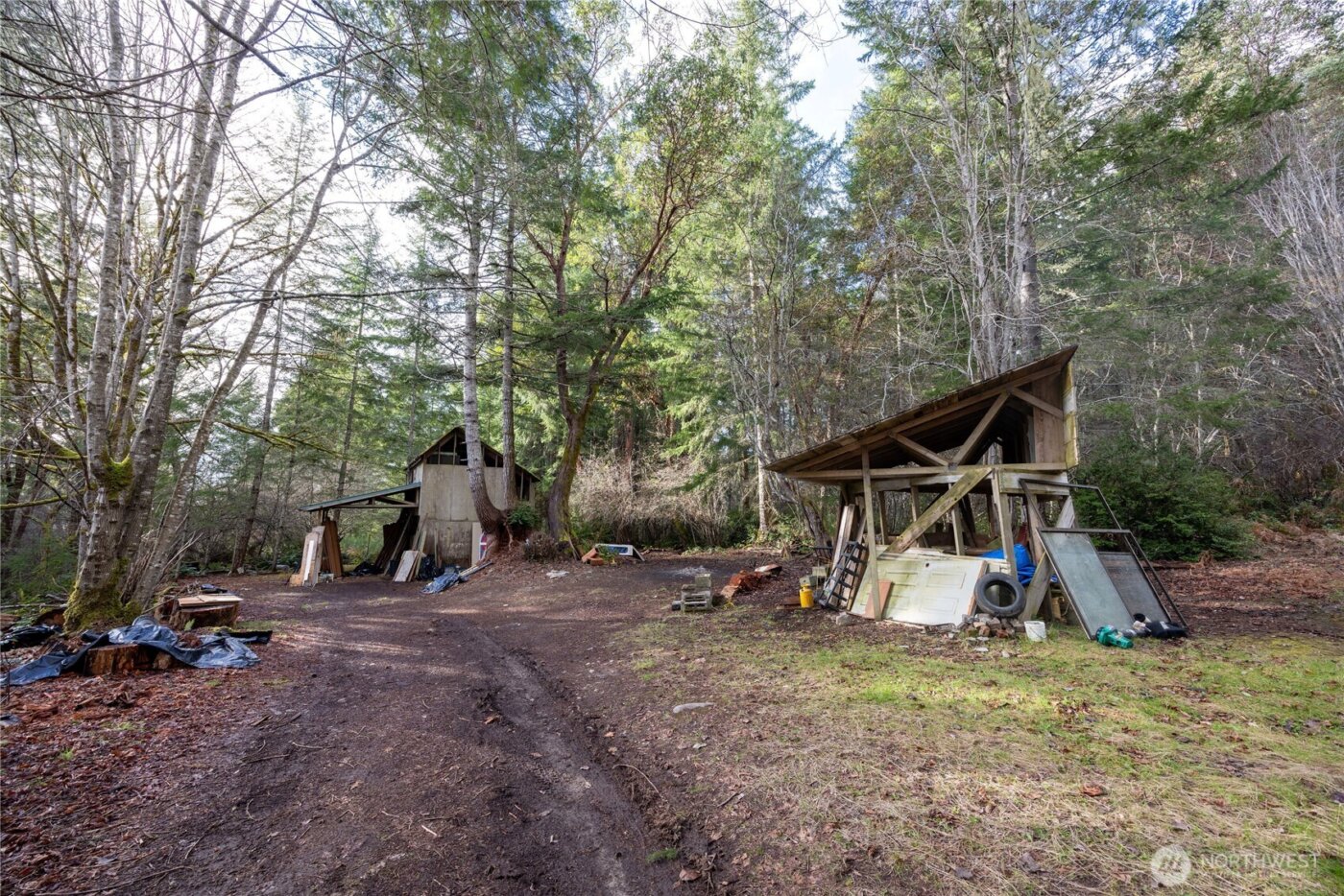 820 E Burgundy Road , Shelton, WA 98584
