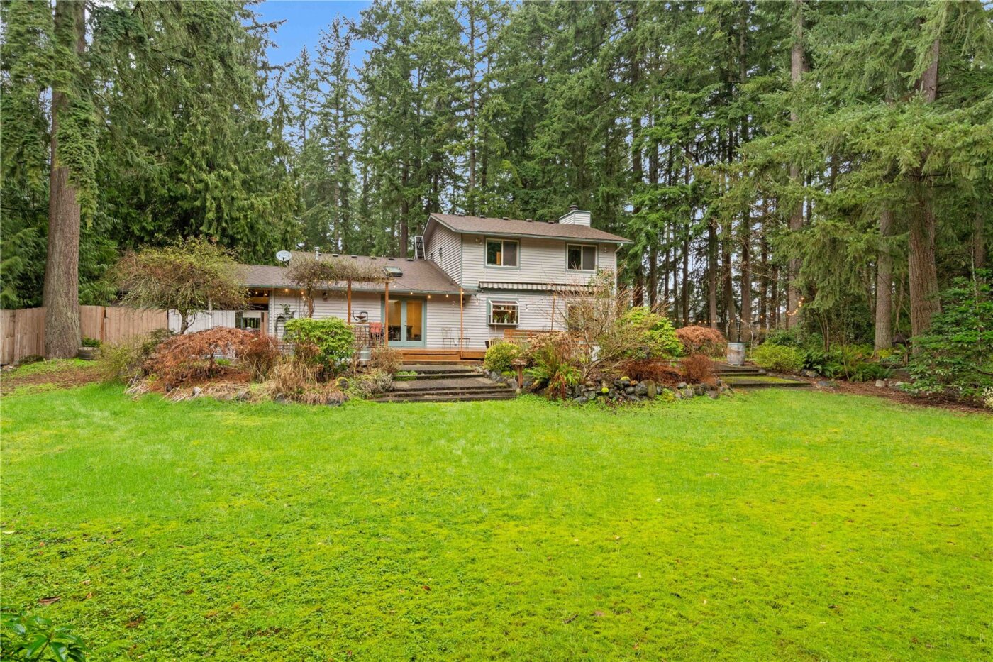 16816 43rd Street Ct E, Lake Tapps, WA 98391