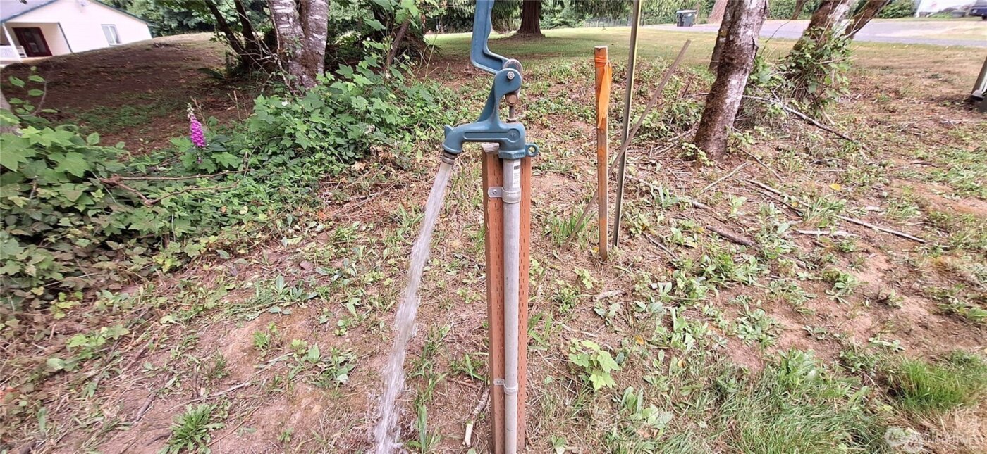 210 Vermillion Road , Chehalis, WA 98532