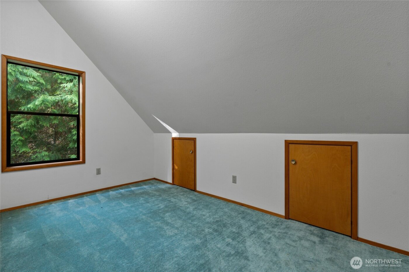 909 Lorenz Road NW, Lakebay, WA 98349