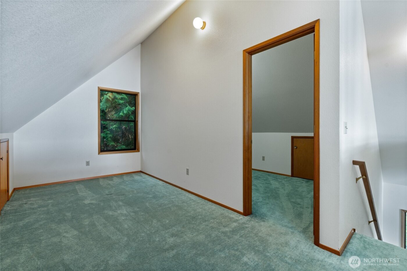 909 Lorenz Road NW, Lakebay, WA 98349