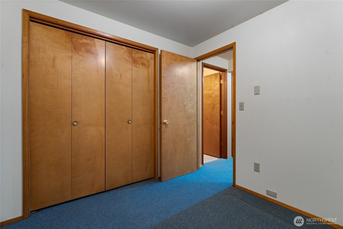 909 Lorenz Road NW, Lakebay, WA 98349