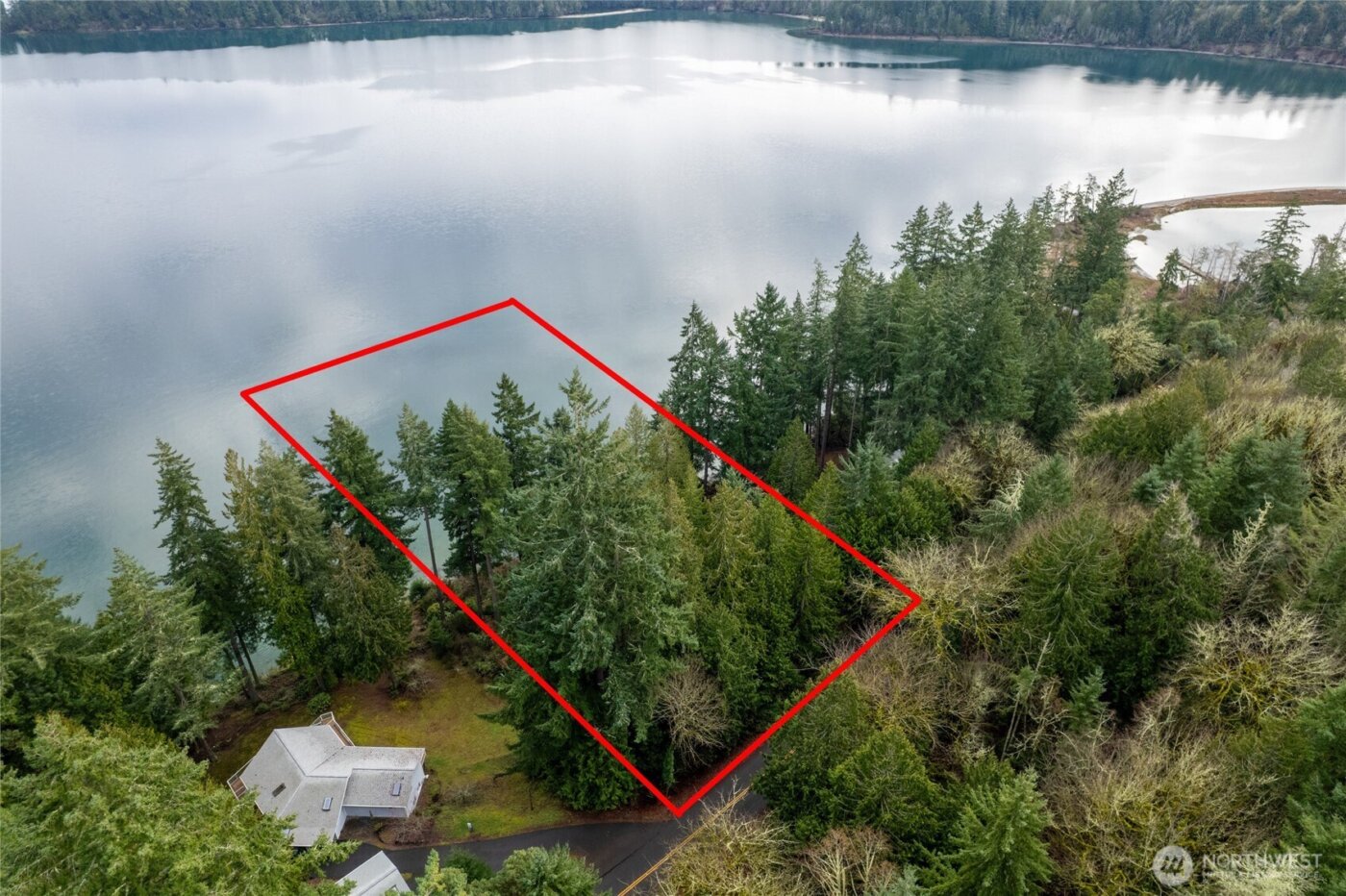 909 Lorenz Road NW, Lakebay, WA 98349