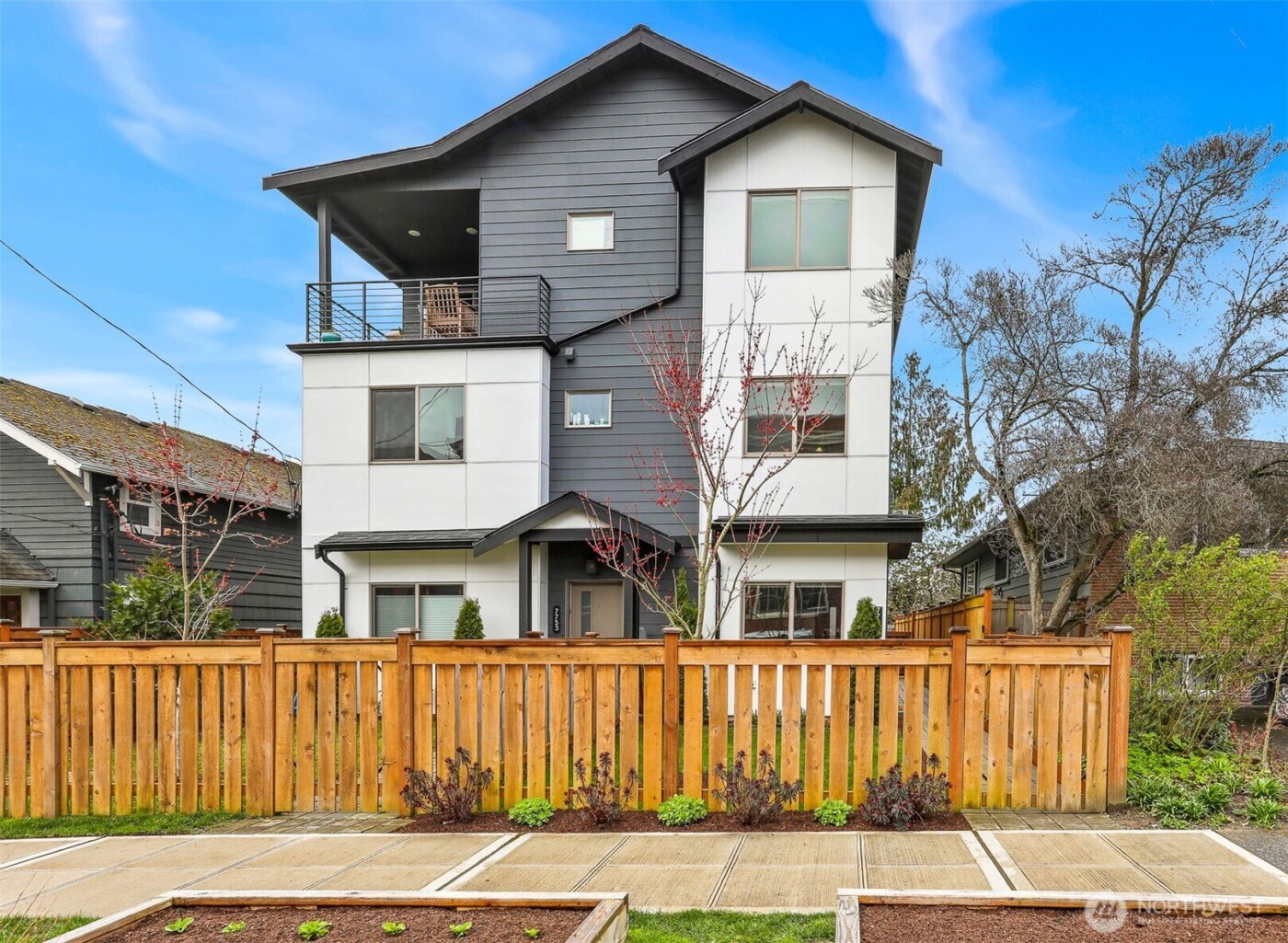 7753 26th Avenue NW #B, Seattle, WA 98117