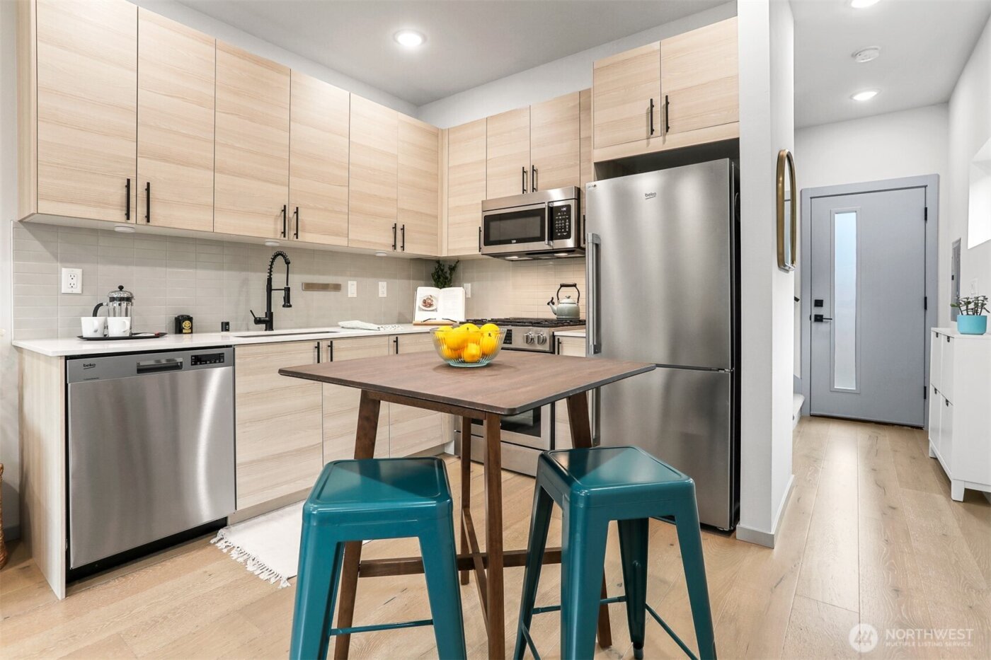 7753 26th Avenue NW #B, Seattle, WA 98117